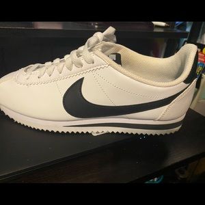 Nike Cortez Womens